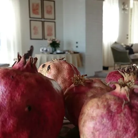 Relais Bacio Di Luna Nocleg ze śniadaniem *