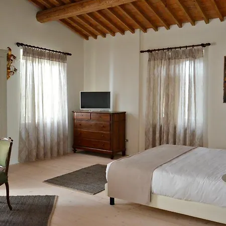 ベッド・アンド・ブレックファスト Relais Bacio Di Luna