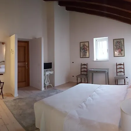 Relais Bacio Di Luna ベッド・アンド・ブレックファスト