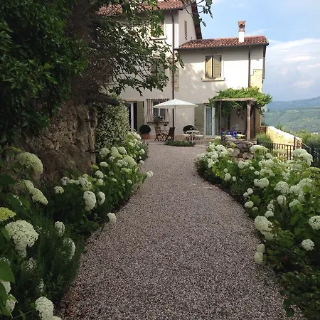 Relais Bacio Di Luna ヴェローナ