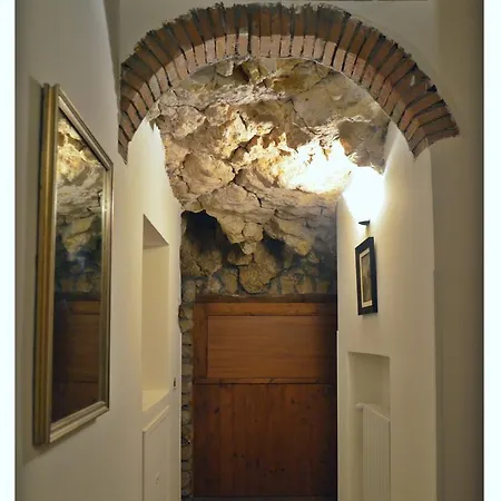 Relais Bacio Di Luna Bed & Breakfast Verona